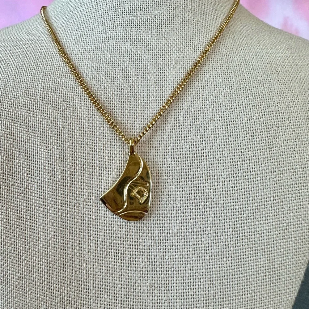 Dior Gold Saddle Pendant Necklace - Picture 3 of 8